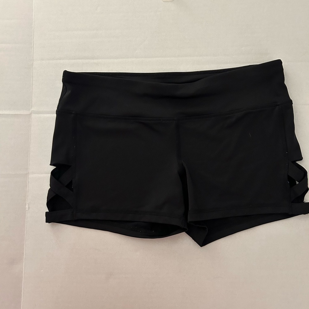 Material Girl Active Black Jr. shorts size large. - Picture 6 of 7